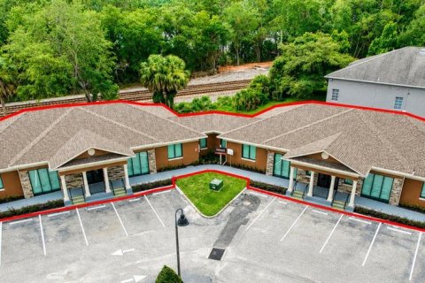 Immobilier commercial à vendre à Longwood, Floride: 634.89 m2 № 2124189 - photo 2