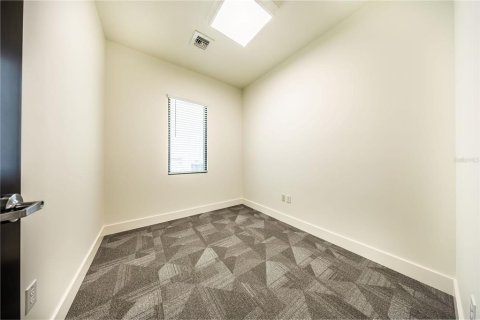 Immobilier commercial à vendre à Longwood, Floride: 634.89 m2 № 2124189 - photo 25