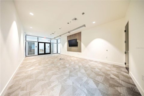 Immobilier commercial à vendre à Longwood, Floride: 634.89 m2 № 2124189 - photo 14