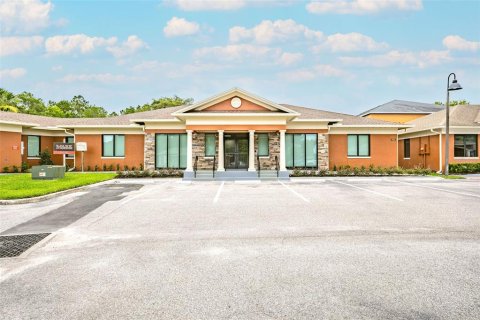 Immobilier commercial à vendre à Longwood, Floride: 634.89 m2 № 2124189 - photo 3