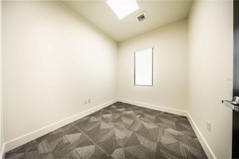Immobilier commercial à vendre à Longwood, Floride: 634.89 m2 № 2124189 - photo 30