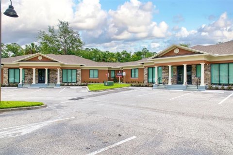 Immobilier commercial à Longwood, Floride 634.89 m2 № 2124189