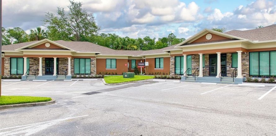 Immobilier commercial à Longwood, Floride 634.89 m2 № 2124189