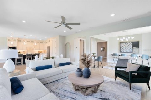 Casa en venta en Mount Dora, Florida, 5 dormitorios, 317.26 m2 № 2166893 - foto 11