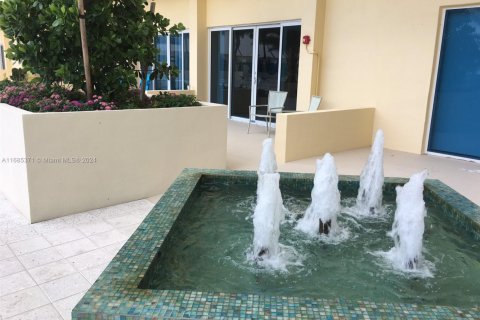 Снять в аренду кондоминиум в Холливуд, Флорида № 1421898 - фото 21