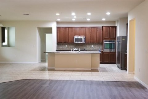 Villa ou maison à louer à Orlando, Floride: 5 chambres, 379.13 m2 № 2120520 - photo 7