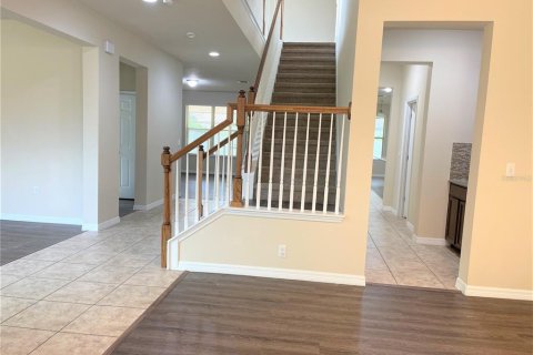 Villa ou maison à louer à Orlando, Floride: 5 chambres, 379.13 m2 № 2120520 - photo 3