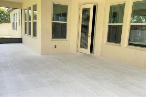 Villa ou maison à louer à Orlando, Floride: 5 chambres, 379.13 m2 № 2120520 - photo 26