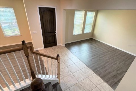 Villa ou maison à louer à Orlando, Floride: 5 chambres, 379.13 m2 № 2120520 - photo 2