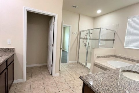 Villa ou maison à louer à Orlando, Floride: 5 chambres, 379.13 m2 № 2120520 - photo 14