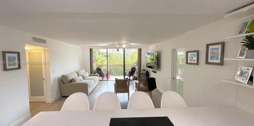 Apartamento en Key Biscayne, Florida 2 dormitorios, 134.71 m2 № 2051058