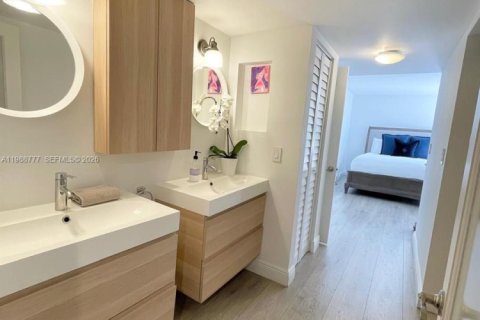 Apartamento en alquiler en Key Biscayne, Florida, 2 dormitorios, 134.71 m2 № 2051058 - foto 4