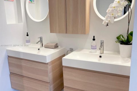 Apartamento en alquiler en Key Biscayne, Florida, 2 dormitorios, 134.71 m2 № 2051058 - foto 5