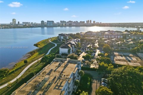 Купить кондоминиум в Уэст-Палм-Бич, Флорида 1 спальня, 65.4м2, № 1997512 - фото 14