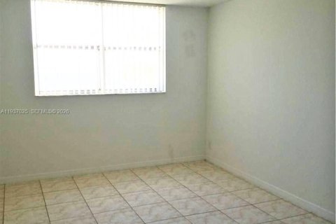 Купить кондоминиум в Уэст-Палм-Бич, Флорида 1 спальня, 65.4м2, № 1997512 - фото 6