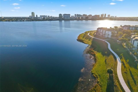 Купить кондоминиум в Уэст-Палм-Бич, Флорида 1 спальня, 65.4м2, № 1997512 - фото 15