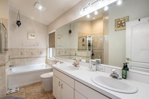 Casa en venta en Wesley Chapel, Florida, 4 dormitorios, 171.31 m2 № 1914889 - foto 16