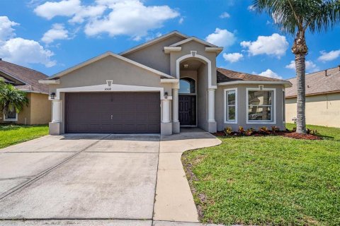 Casa en venta en Wesley Chapel, Florida, 4 dormitorios, 171.31 m2 № 1914889 - foto 1