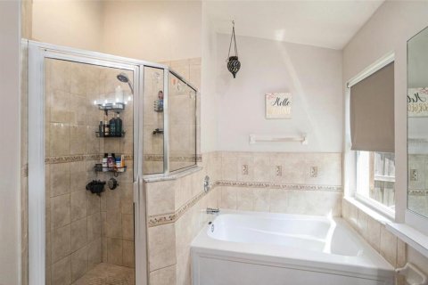 Casa en venta en Wesley Chapel, Florida, 4 dormitorios, 171.31 m2 № 1914889 - foto 17