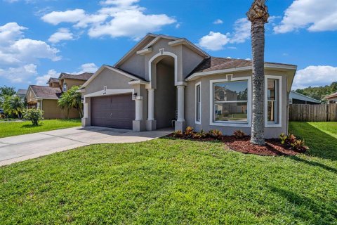 Casa en venta en Wesley Chapel, Florida, 4 dormitorios, 171.31 m2 № 1914889 - foto 2