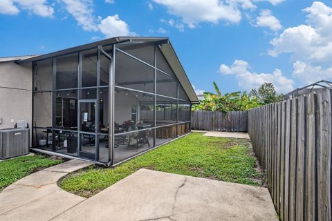 Casa en venta en Wesley Chapel, Florida, 4 dormitorios, 171.31 m2 № 1914889 - foto 30