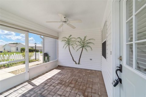 House in The Villages, Florida 2 bedrooms, 104.14 sq.m. № 1253260 - photo 8