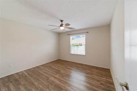 House in The Villages, Florida 2 bedrooms, 104.14 sq.m. № 1253260 - photo 29