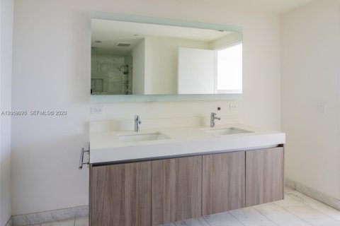 Copropriété à louer à Fort Lauderdale, Floride: 1 chambre, 76.74 m2 № 2169120 - photo 11