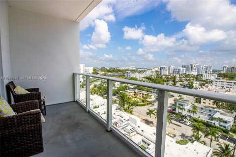 Copropriété à louer à Fort Lauderdale, Floride: 1 chambre, 76.74 m2 № 2169120 - photo 2