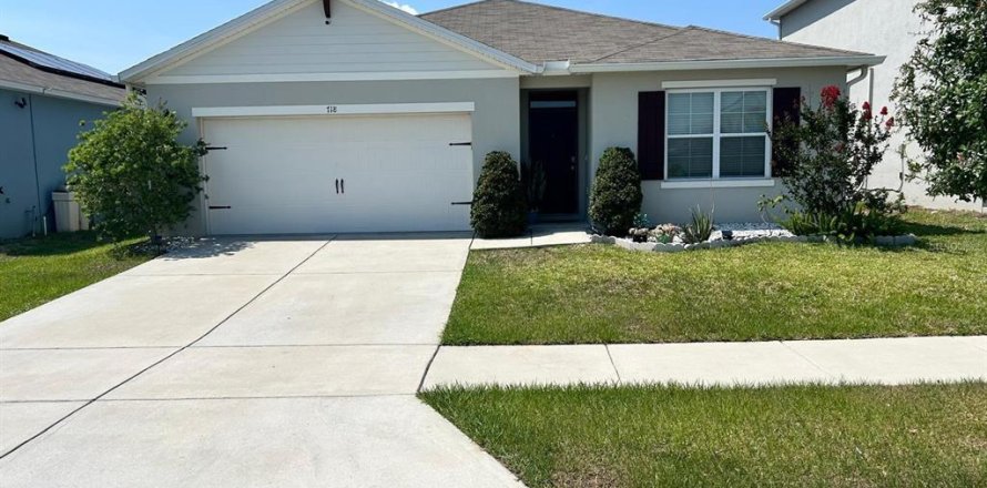 House in Haines City, Florida 4 bedrooms, 173.45 sq.m. № 1791875
