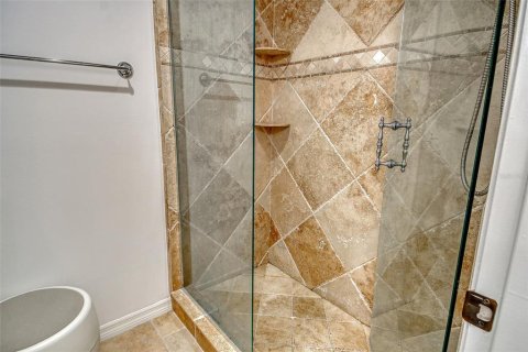 Condo in Longboat Key, Florida, 1 bedroom  № 1856321 - photo 25