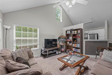 Condo in Orlando, Florida, 2 bedrooms  № 1884934 - photo 16