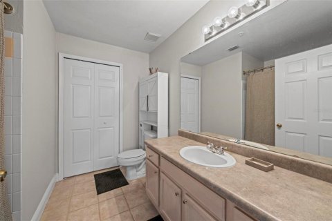 Condo in Orlando, Florida, 2 bedrooms  № 1884934 - photo 19