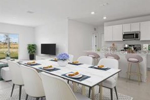 Снять в аренду виллу или дом в Лейк-Уэльс, Флорида 14 комнат, 227.61м2, № 1918462 - фото 2