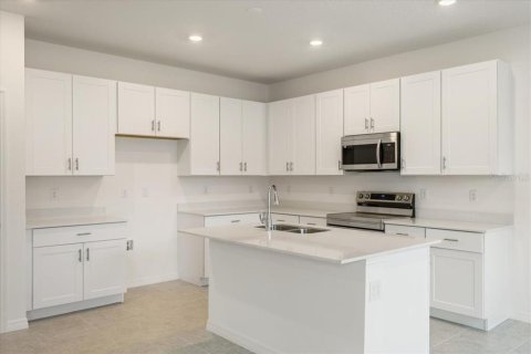 Villa ou maison à vendre à Fruitland Park, Floride: 3 chambres, 141.21 m2 № 1780614 - photo 8