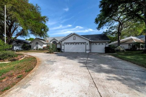 House in Eustis, Florida 3 bedrooms, 184.04 sq.m. № 1392950 - photo 2