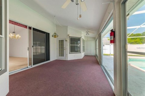 House in Eustis, Florida 3 bedrooms, 184.04 sq.m. № 1392950 - photo 20