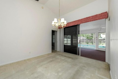House in Eustis, Florida 3 bedrooms, 184.04 sq.m. № 1392950 - photo 10