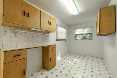House in Eustis, Florida 3 bedrooms, 184.04 sq.m. № 1392950 - photo 14