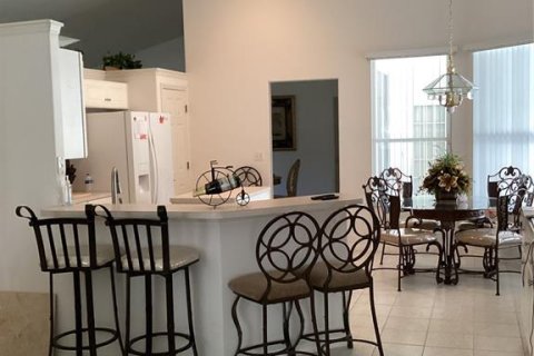 House in Eustis, Florida 3 bedrooms, 184.04 sq.m. № 1392950 - photo 28