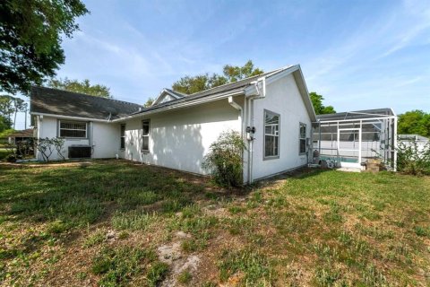 House in Eustis, Florida 3 bedrooms, 184.04 sq.m. № 1392950 - photo 4