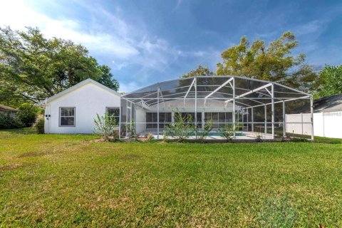 House in Eustis, Florida 3 bedrooms, 184.04 sq.m. № 1392950 - photo 6