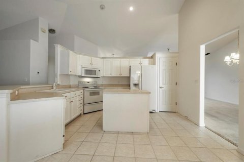 House in Eustis, Florida 3 bedrooms, 184.04 sq.m. № 1392950 - photo 11