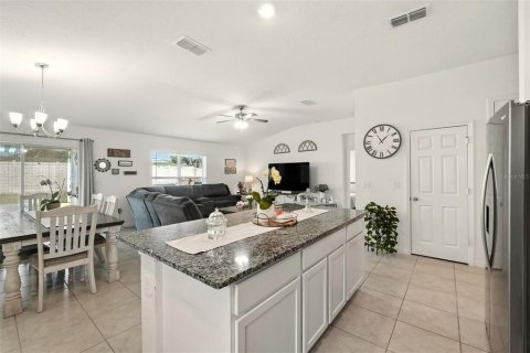 Casa en venta en Kissimmee, Florida, 4 dormitorios, 161.28 m2 № 1832802 - foto 11