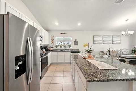 Casa en venta en Kissimmee, Florida, 4 dormitorios, 161.28 m2 № 1832802 - foto 6