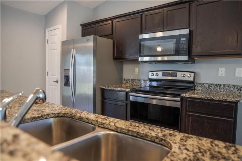 House in Ocala, Florida 4 bedrooms, 136.75 sq.m. № 1816816 - photo 7