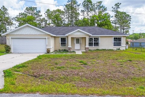 House in Ocala, Florida 4 bedrooms, 136.75 sq.m. № 1816816 - photo 1