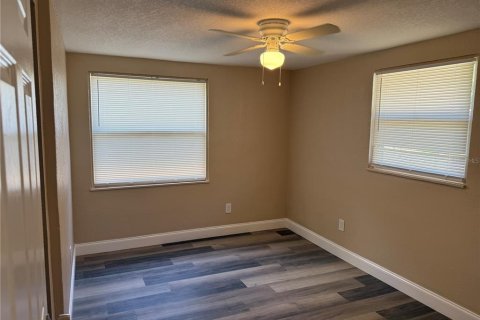 House in Bradenton, Florida 5 bedrooms, 131.55 sq.m. № 1879781 - photo 8