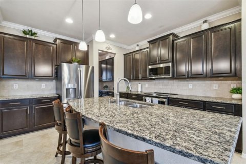 House in Wesley Chapel, Florida 4 bedrooms, 296.27 sq.m. № 1838460 - photo 21