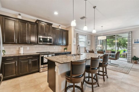 House in Wesley Chapel, Florida 4 bedrooms, 296.27 sq.m. № 1838460 - photo 22